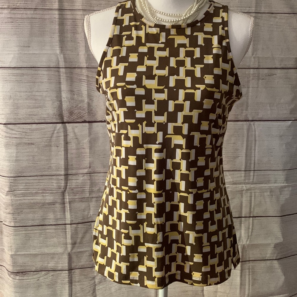 Banana Republic size small lined women’s sleeveless blouse.